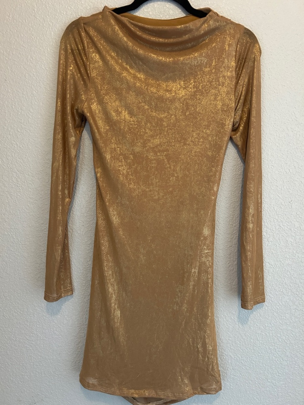 Shimmery Gold Long-Sleeve Ruched Bodycon Dress NWOT size M long sleeve - Picture 7 of 7